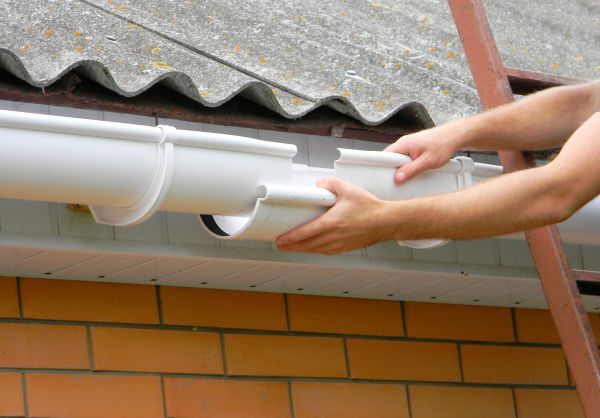 Cost of Gutter Hanging in Breckenridge